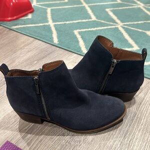 Lucky Brand Navy booties with double zipper size 7
